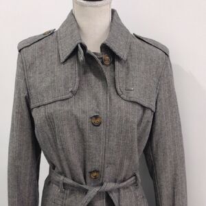 Timeout Herringbone Trench